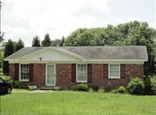 145 Colonial Dr, Chesnee, SC 29323