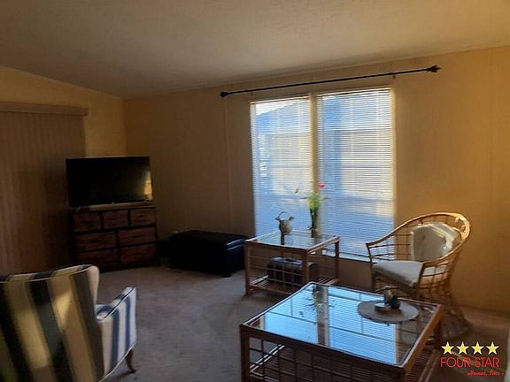 2nd image of 401 Morristown Cay