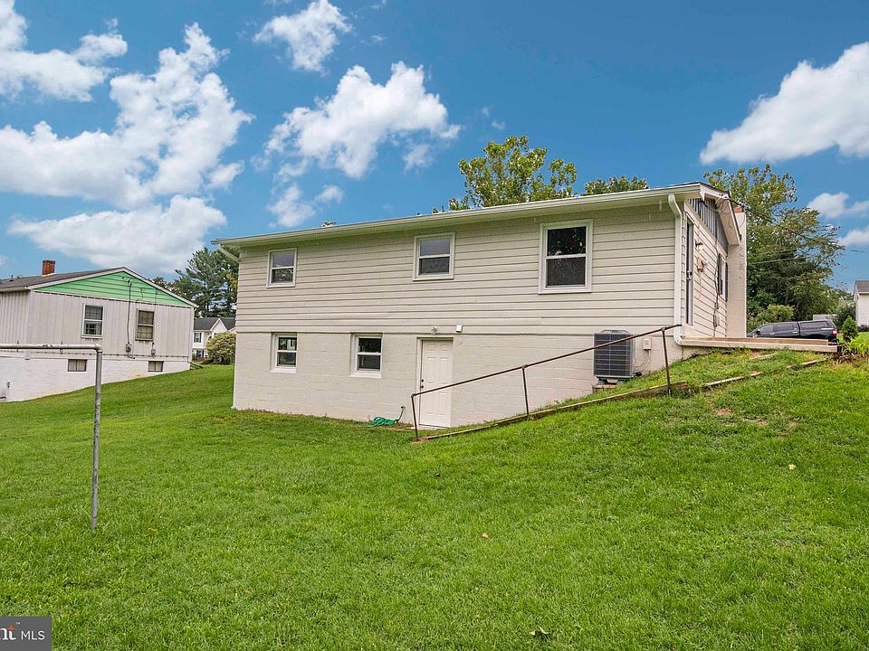 808 W 15th St Front Royal VA Zillow