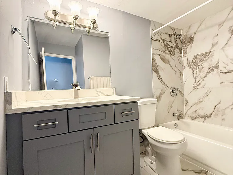 1455-1465 Sheridan Rd #2 — Photo 3