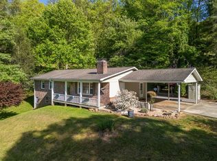 17 Foothill Rd, Sylva, NC 28779