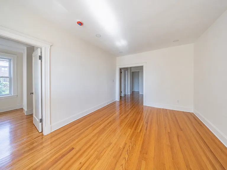 238 S Huntington Ave #10 — Photo 15