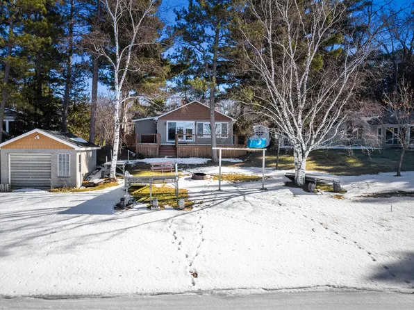 N3929 7th Dr, Hancock, WI 54943