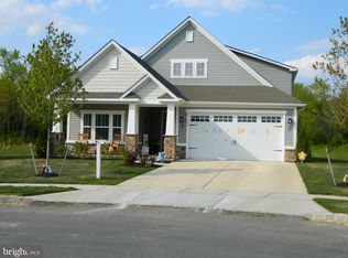 242 Amesbury Blvd, Woolwich Township, NJ 08085
