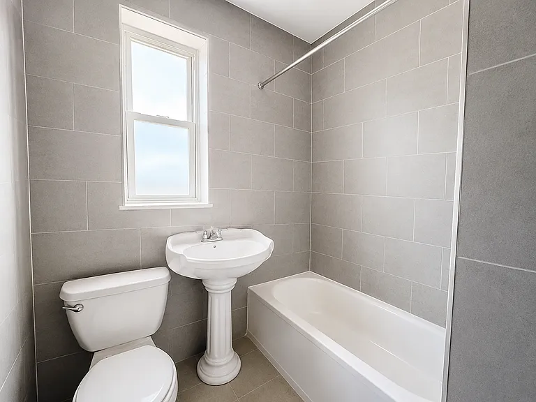 329 Park Ave #3 — Photo 2