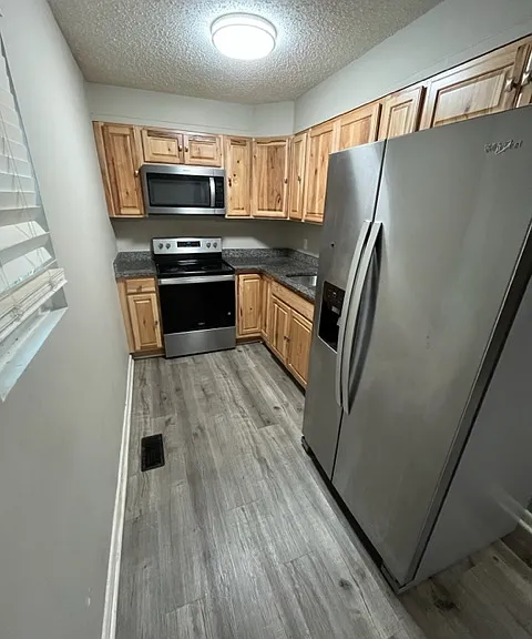 204 Tanner St #2 — Photo 5