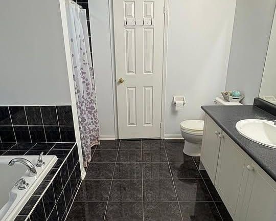 5th image of 16 Cottontail Rd