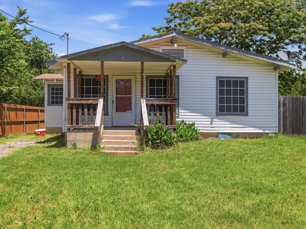 317 Billingslea Dr, Mansfield, TX 76063