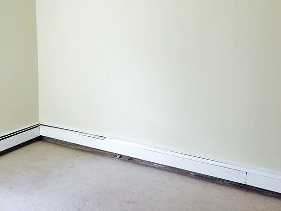 4th image of 264 Davenport Ave #2
