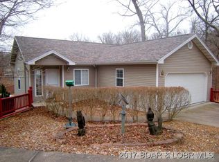 10 Circle Ln, Lake Ozark, MO 65049