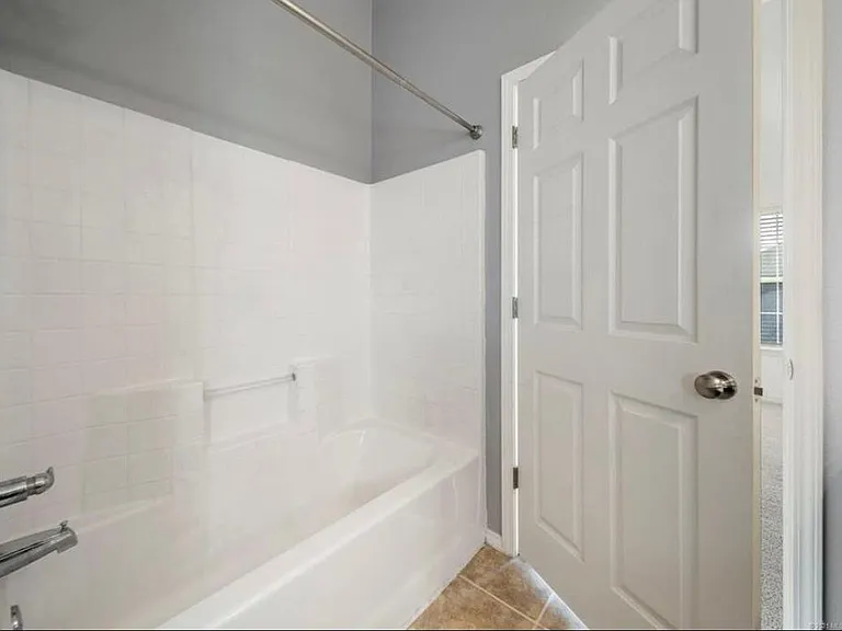 1118 E 146th Pl S — Photo 11