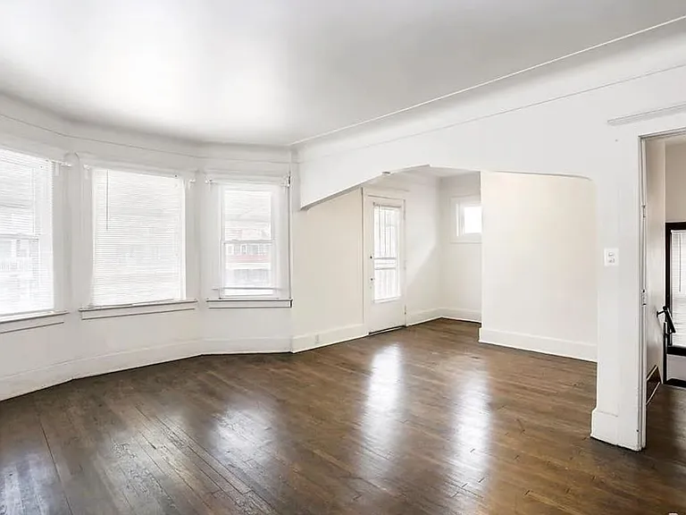 7356 Churchill St #2 — Photo 2