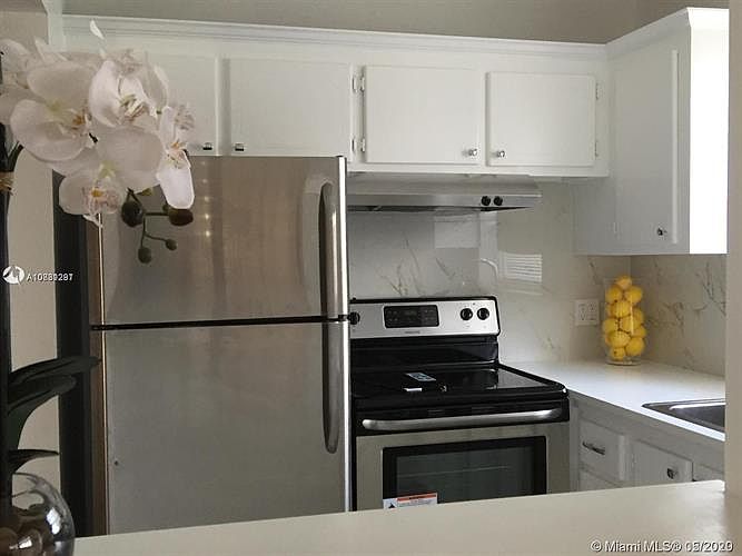 1st image of 117 Canterbury E Unit E
