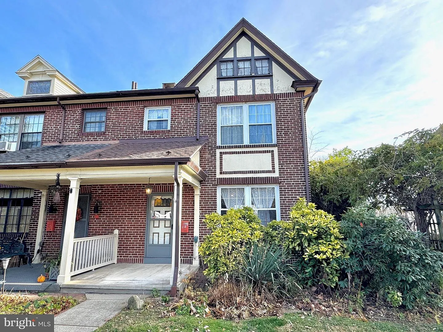 331 Sunset Rd photo 1