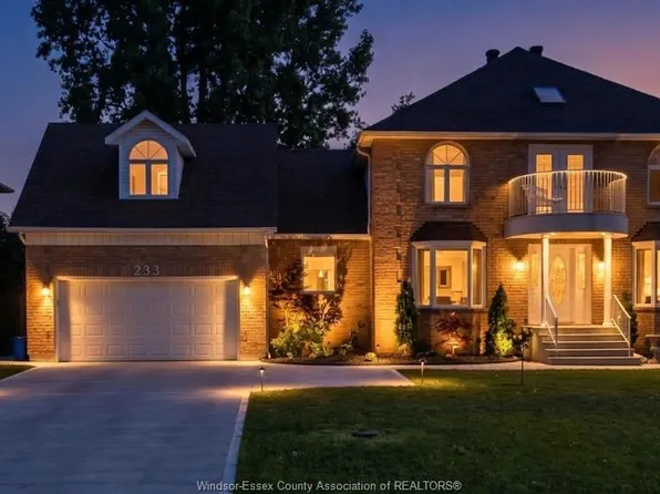 233 Old Tecumseh Rd, Lakeshore, ON N8N 3S9