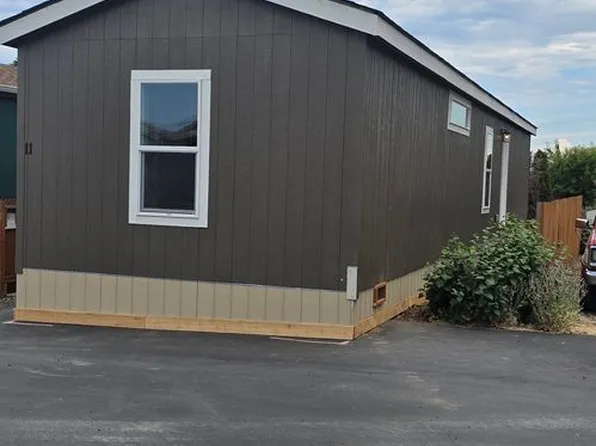 340 W Prairie St Trailer 11, Sequim, WA 98382
