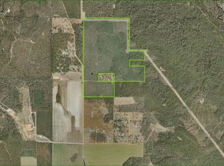 18647 C C Rd, Elberta, AL 36530