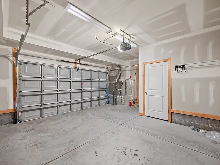 4629 Lee Ave — Photo 28