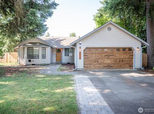 1815 Diamond Loop SE, Lacey, WA 98503