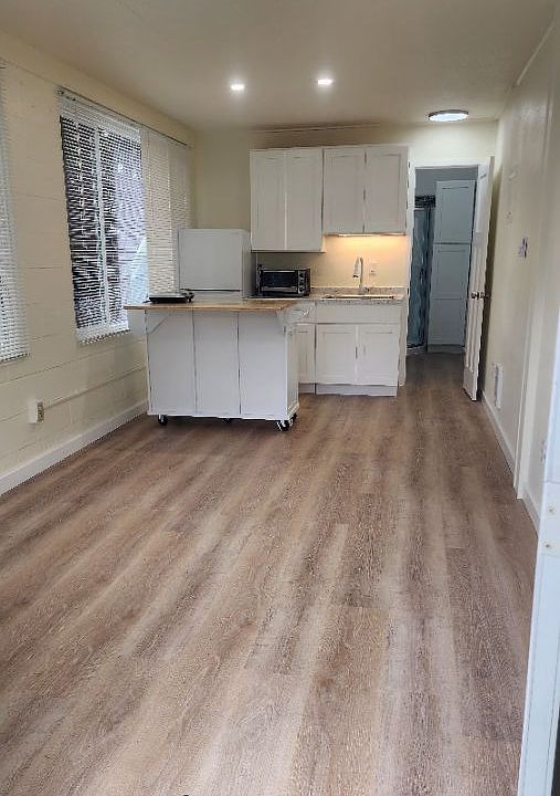1st image of 20521 Viking Ave NW