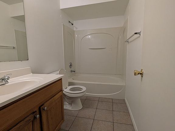 3rd image of 5948 Jefferson St