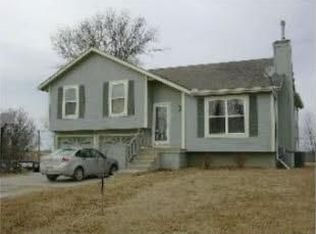 710 Walnut Pl, Holt, MO 64048