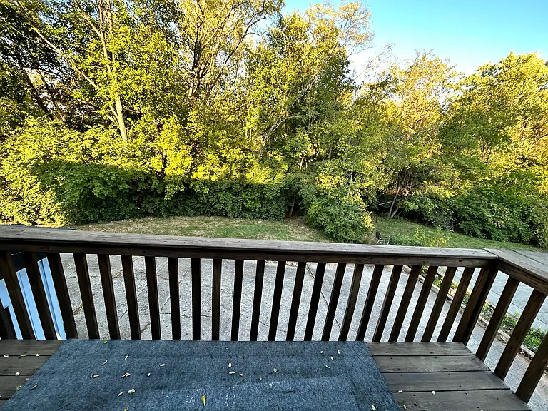 132 Kathleen Dr — Photo 10