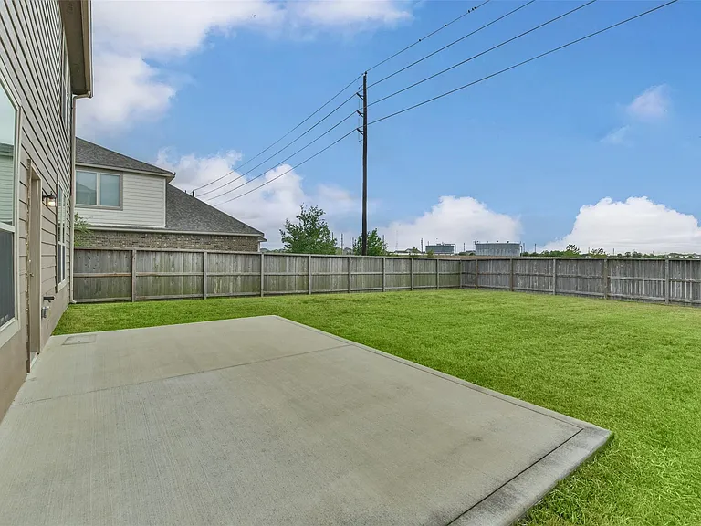 5047 Royal Amber Ln — Photo 43