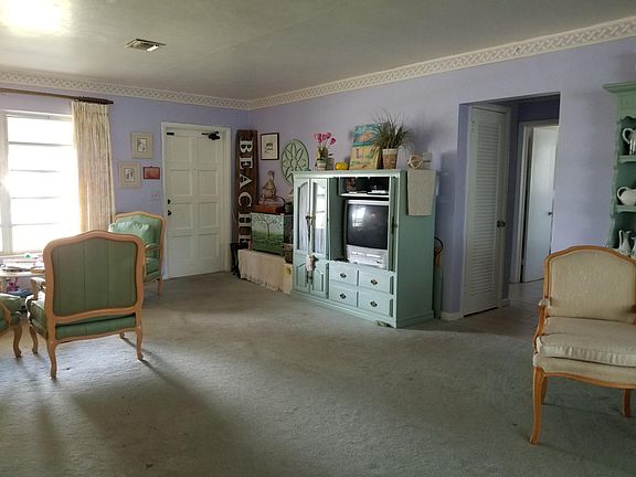 5th image of 1512 Lee Ct