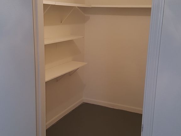 5th image of 6911 W 52nd Pl APT 2B