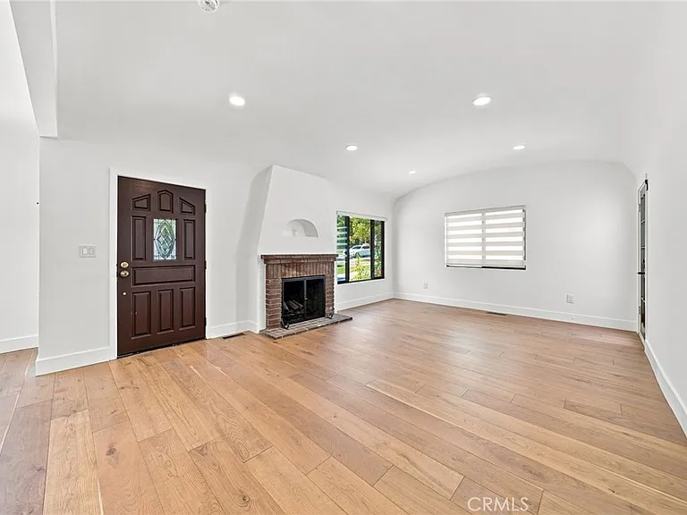 1338 Bruce Ave — Photo 5