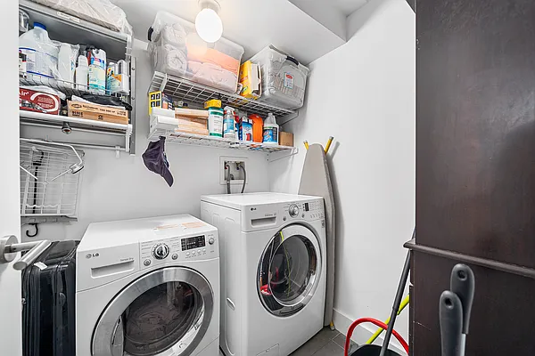 Sold by Redfin Real Estate | media 16