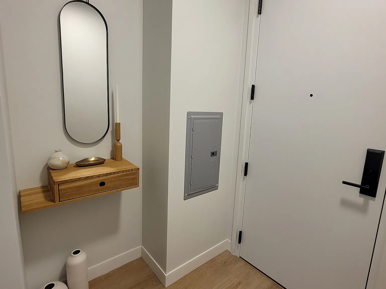 Studio, 465 sqft, $2,350 — Photo 2