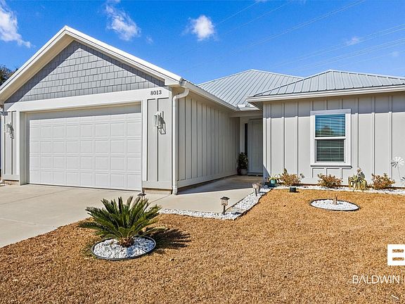 3rd image of 8013 Carmel Cir