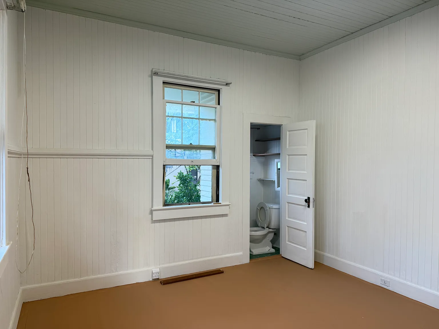 3 bed, 1.5 bath, 1512 sqft, $4,000 — Photo 3