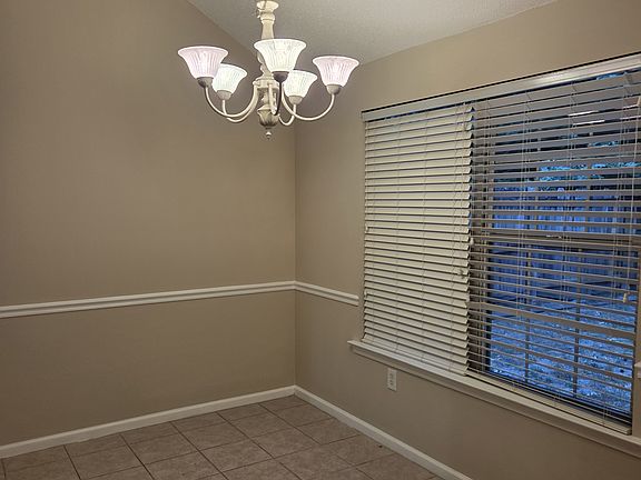 5th image of 166 Parkview Rd