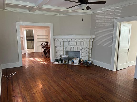 3rd image of 2806 Herschel St