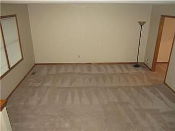 3rd image of 6115 N Evans Ave