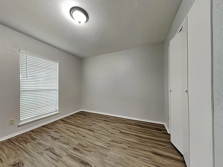 3326 Janwood Ln — Photo 15