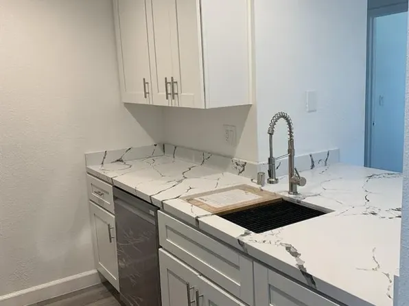 4041 Oakcrest Dr Unit 206, San Diego, CA 92105