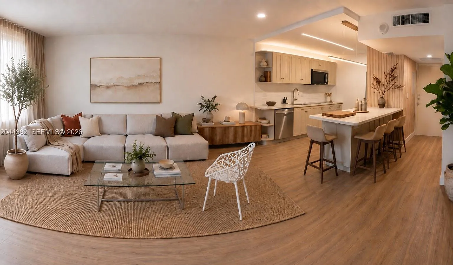 Bayview Towers Condo Sout — Photo 1