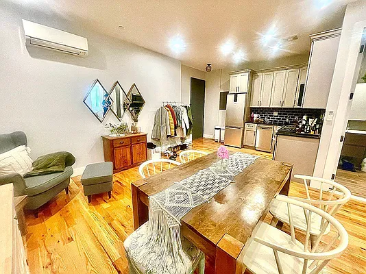 Rented by Doorway NYC, LLC | media 13