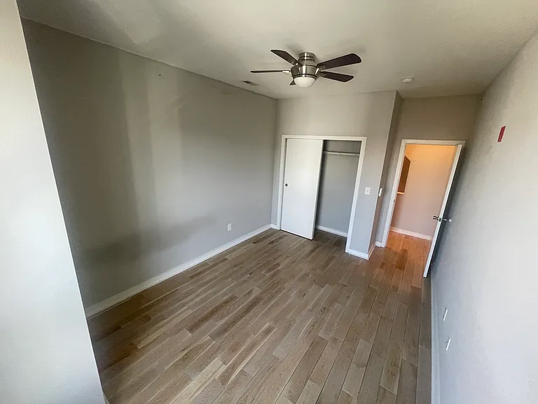 1439 N Franklin St #B — Photo 11