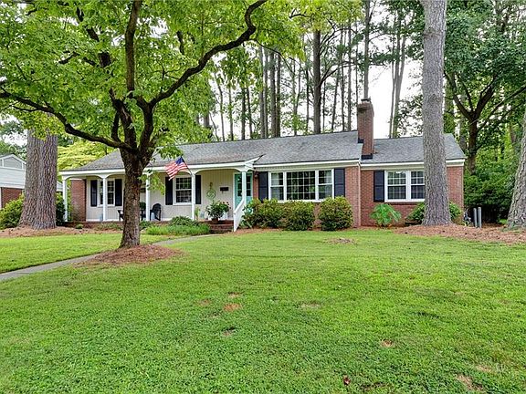 3rd image of 310 Corbin Dr