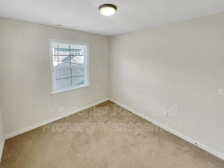 406 Bridge Creek Ct — Photo 14