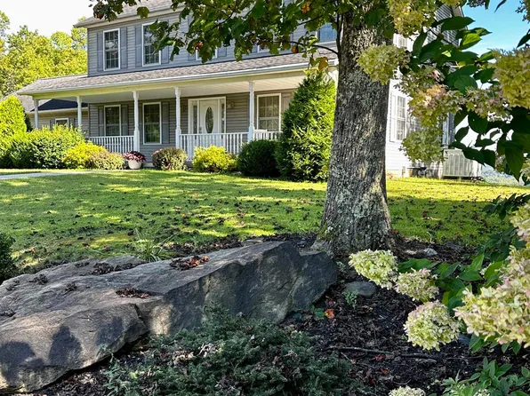 208 Whitetail Ln, Buckhannon, WV 26201