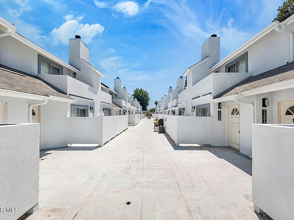 2nd image of 7310 Balboa Blvd Unit E