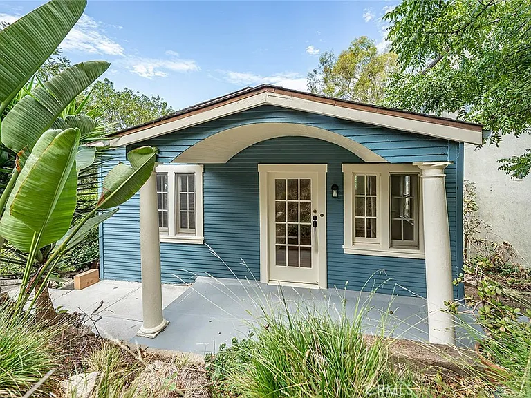 3322 Hamilton Way — Photo 2