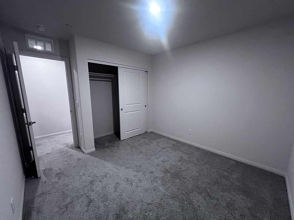1st image of 3048 Hydro Blue St