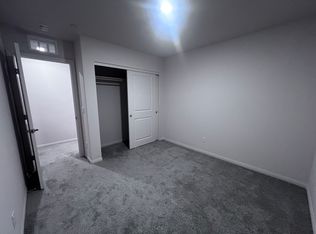 3048 Hydro Blue St, Las Vegas, NV 89122